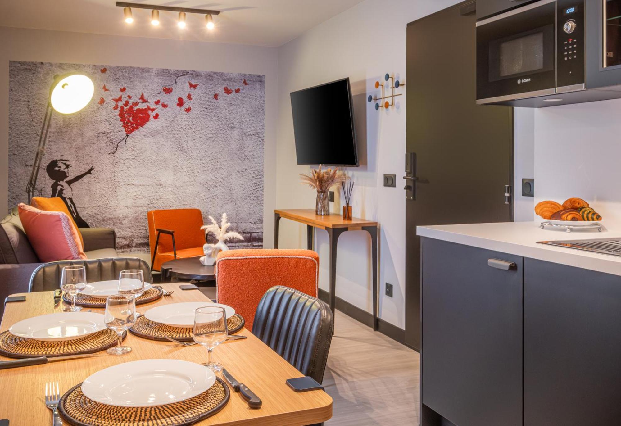Appart'Hotel East Paris Suite Exterior foto